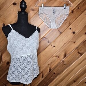Vtg Secret Treasures Sheer Lace Cami And Breif Panties White Rosebud XL Lingerie